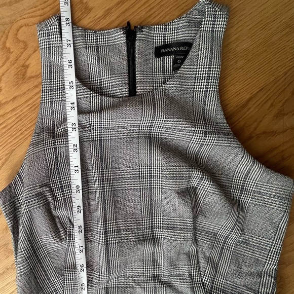 Banana Republic Plaid Dress OP - Picture 8 of 8